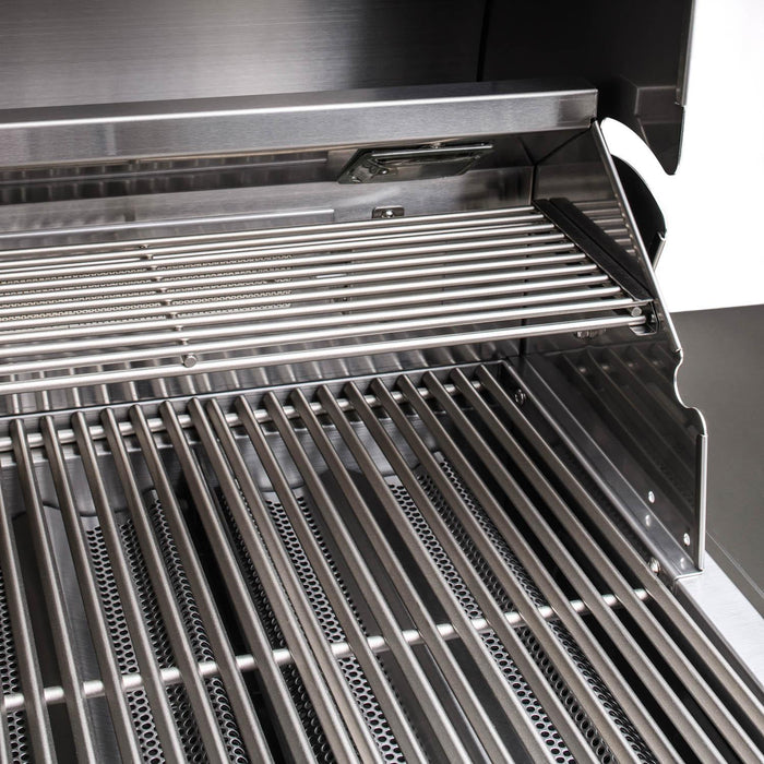 Blaze  Grill Package - Premium LTE Marine Grade 32-Inch 4-Burner Built-In Natural Gas Grill, Side Burner and Beverage Center